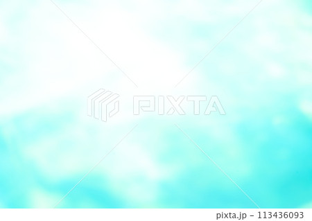 グリーンカラー系の動きのあるイメージ　(背景素材) 113436093