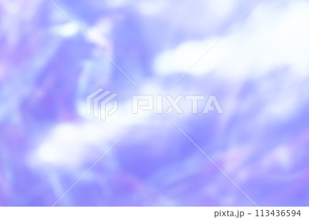 パープルカラー系動きのあるイメージ　(背景素材) 113436594