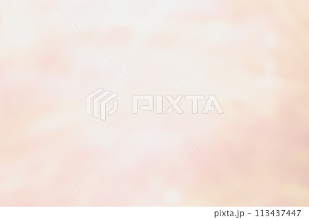 ライトオレンジカラー系動きのあるイメージ　(背景素材) 113437447