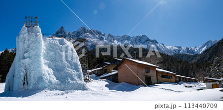 雪の八ヶ岳赤岳鉱泉 テント場の風景 雪の八ヶ岳赤岳鉱泉 テント場の風景 113440709