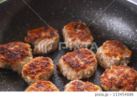 挽肉と豆腐のの焼きつくね 113454886
