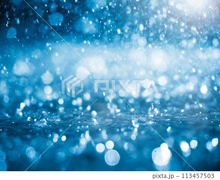 梅雨・雨降りの季節のイメージ画像 113457503