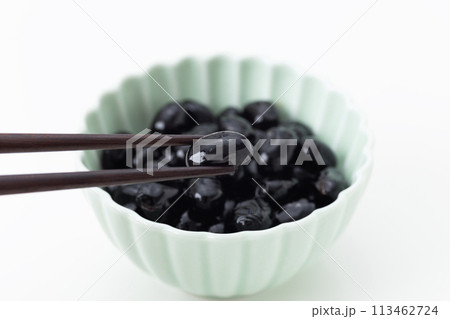 黒豆　白バック 113462724
