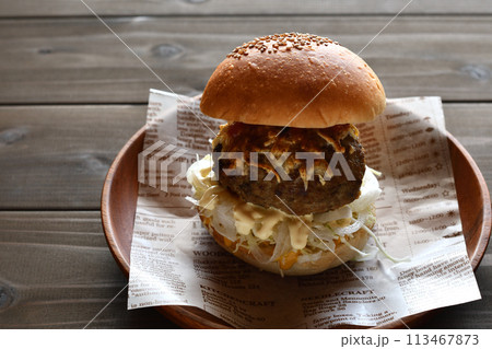 チーズバーガー 113467873