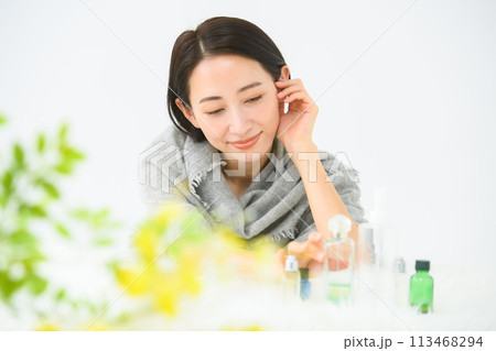 ビューティー　女性　 113468294
