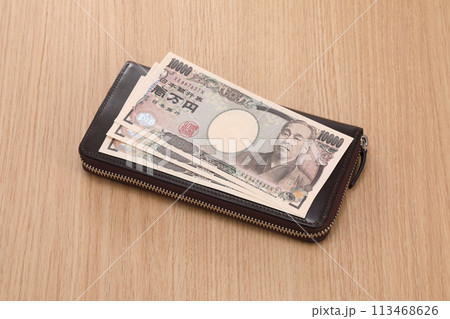 紙幣と長財布 紙幣と長財布 113468626