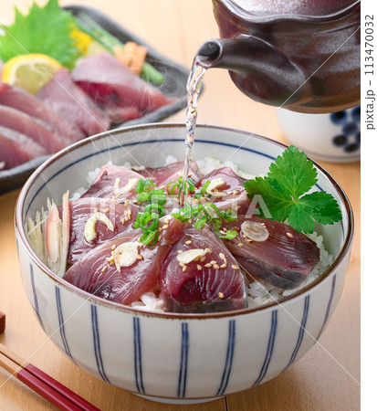 南紀勝浦港 近海生かつおのお茶漬け 113470032