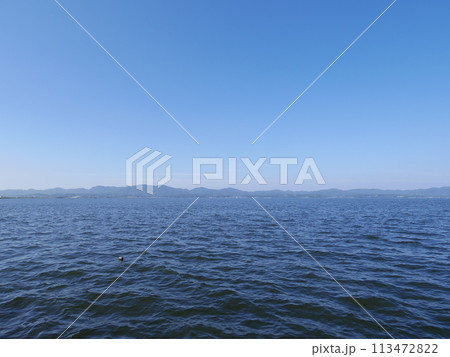 島根県出雲市より望む宍道湖 113472822