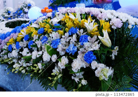お洒落な花祭壇 お洒落な花祭壇 113472865