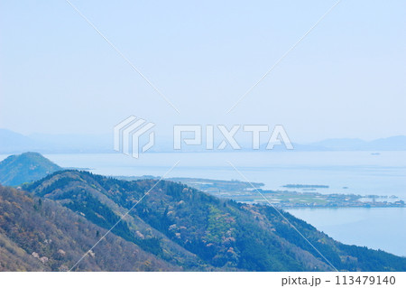 賤ヶ岳山頂付近から見た南方の山本山方面の景色 113479140