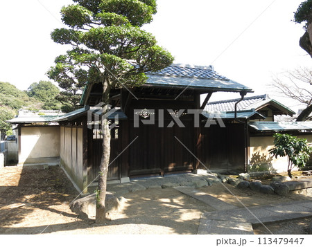 文京区の護国寺にある安田善次郎の墓 113479447