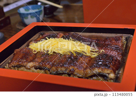 柳川名物　鰻のせいろ蒸し 113480055