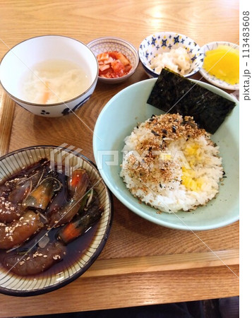 韓国・ソウルで食べたカンジャンセウ 113483608