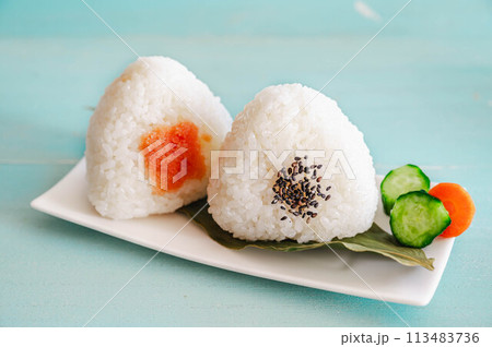明太子と塩おにぎり 113483736