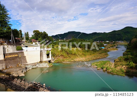 神水ダム　鬼石ダム　群馬県　藤岡市　利根川水系　神流川　神水湖 113485123
