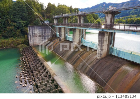 神水ダム　鬼石ダム　群馬県　藤岡市　利根川水系　神流川　神水湖 113485134