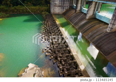 神水ダム　鬼石ダム　群馬県　藤岡市　利根川水系　神流川　神水湖 113485145