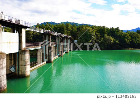 神水ダム　鬼石ダム　群馬県　藤岡市　利根川水系　神流川　神水湖 113485165