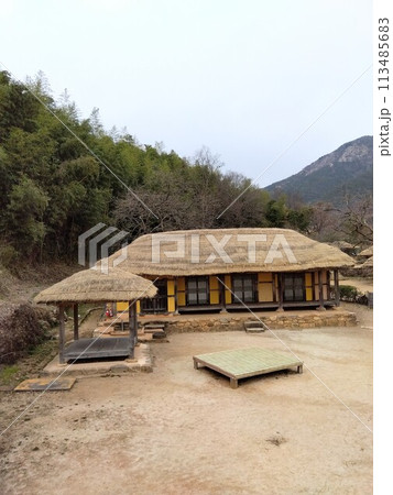 韓国・楽安邑城民俗村にて 韓国・楽安邑城民俗村にて 113485683