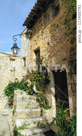 フランス Tourrettes-sur-Loup トゥレット・シュル・ルー すみれ村の風景 フランス Tourrettes-sur-Loup トゥレット・シュル・ルー すみれ村の風景 113488791