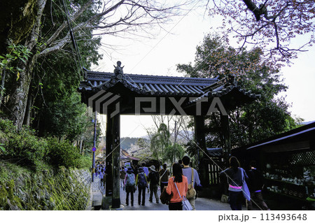 金峯山寺総門 金峯山寺総門 113493648
