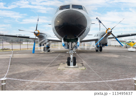 兵庫県但馬空港、航空機展示場にあるYS-11機 113495637