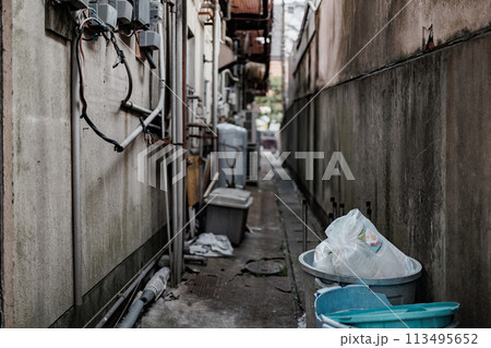 日本の裏路地風景 日本の裏路地風景 113495652