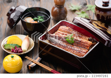 贅沢でスナミナ満点 うな重 贅沢でスナミナ満点 うな重 113497281