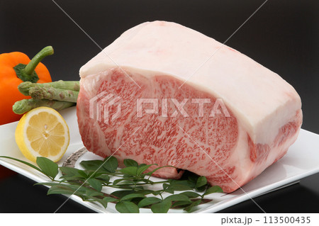 Aランク国産牛ブロック肉・新鮮な和牛ブロック肉 113500435