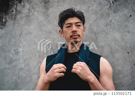 スポーツジム 40代 男性 スポーツジム 40代 男性 113502171