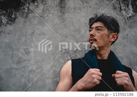 スポーツジム 40代 男性 スポーツジム 40代 男性 113502186