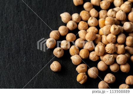Macro shot of soybeans 113508889