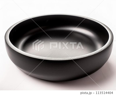 黒の丸い皿 黒の丸い皿 113514404