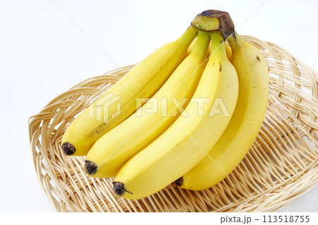 新鮮なバナナ 113518755