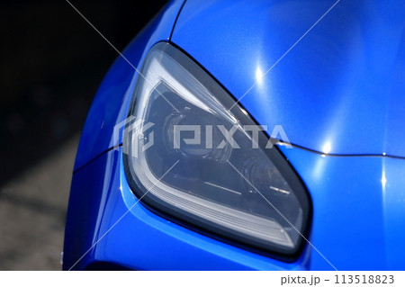 車のヘッドライト　イメージ 113518823