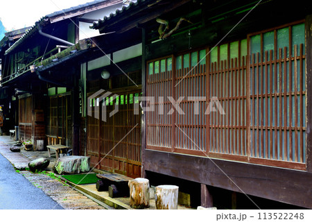 長野県　中山道木曽路 妻籠宿の風景 113522248