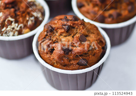 chocolate cake ,banana cake or cup cake 113524943