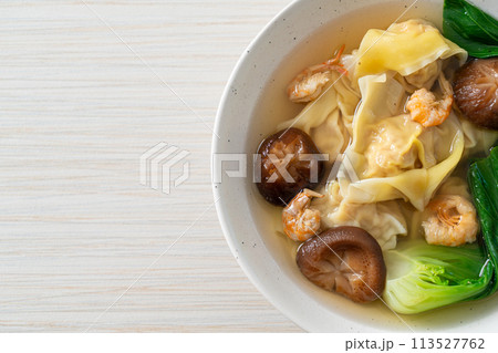 pork dumpling soup with shrimps and vegetable pork dumpling soup with shrimps and vegetable 113527762