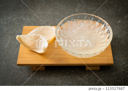 Edible bird's nest soup in glass bowl Edible bird's nest soup in glass bowl 113527987
