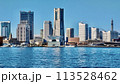 海から見たみなとみらい 113528462