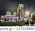 横浜山下公園前にあるホテルニューグランドと夜景 113528466