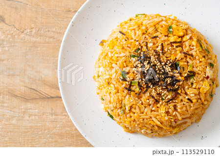 fried rice with egg in Korean style fried rice with egg in Korean style 113529110