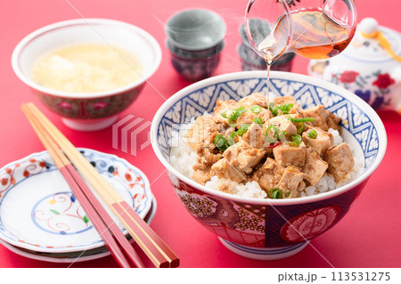 マーボー豆腐丼 113531275