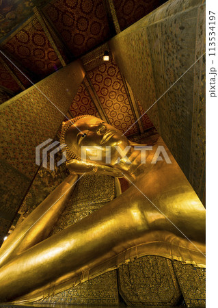 バンコク　ワット・ポーの涅槃仏　/　Wat Pho, Bangkok, Thailand 113534197