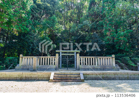 大阪府太子町　 第三十代敏達天皇　河内磯長中尾陵 113536406