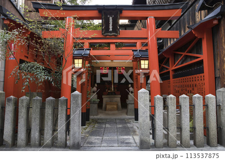 京都祇園　織田稲荷　横構図1 113537875