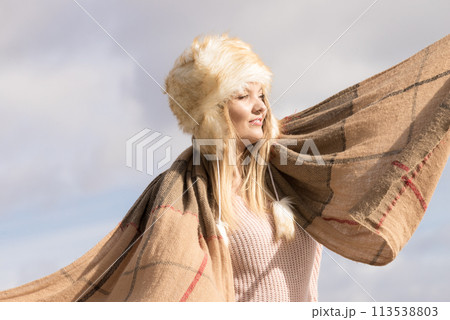 Fashionable woman on beach 113538803