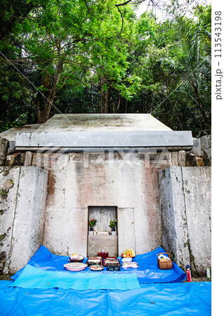 沖縄のシーミー 113543198