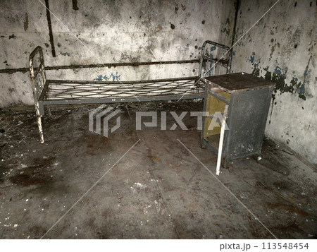 empty room very scary 113548454