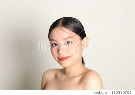 美しい女性 113550702